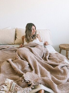 NEW Sand Cloud Senna Taupe - Party Blanket - With Bag- King 100” x 120” NWT